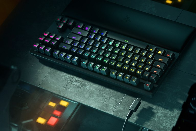 Razer Huntsman V2 Tenkeyless - Linear Optical Switch - US