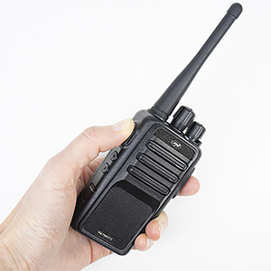 Statie radio portabila PNI PMR R15